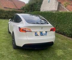 Tesla model Y - 2